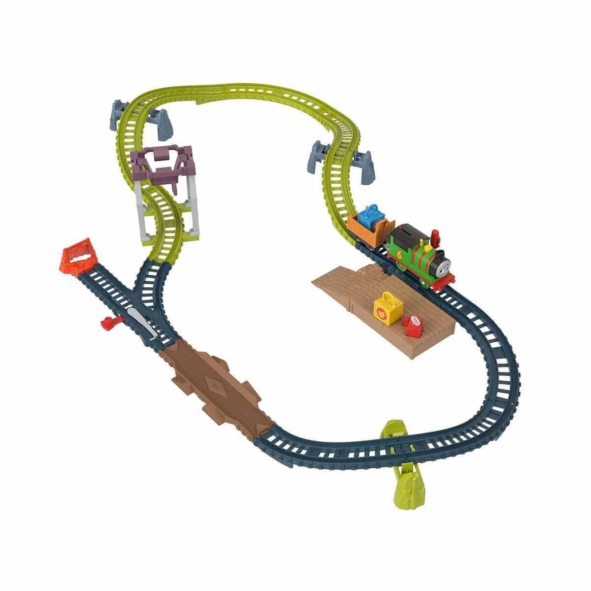 Fisher-Price Thomas & Friends HPN58 Motorised Playset : Amazon.ca